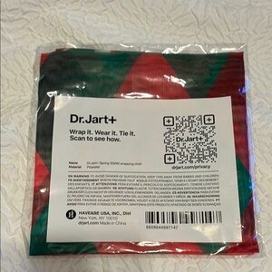 Dr. Jart+  Wrapping Scarf